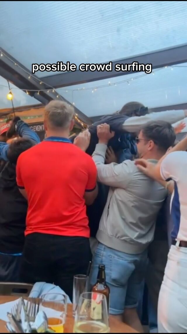 📢 Public Service Announcement: We were here first for the Euros! 🏴󠁧󠁢󠁥󠁮󠁧󠁿

Join us for the biggest party with 
Shots 
Live music
DJ
Dancing on the tables
Possible Crowd Surfing 

Merch is £15—please buy it, Owain is losing his head!

Join us from 6:30pm to save your seat!

#Euros #ThePlough #LiveMusic #DJ #PartyTime #Dancing #FootballFever #Merchandise